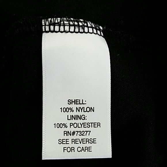 Apt. 9 red black blouse Sz.  14W  0X NWOT - Picture 4 of 4